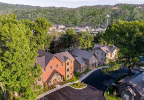 The Grand Orchard Lodge - Gatlinburg, TN